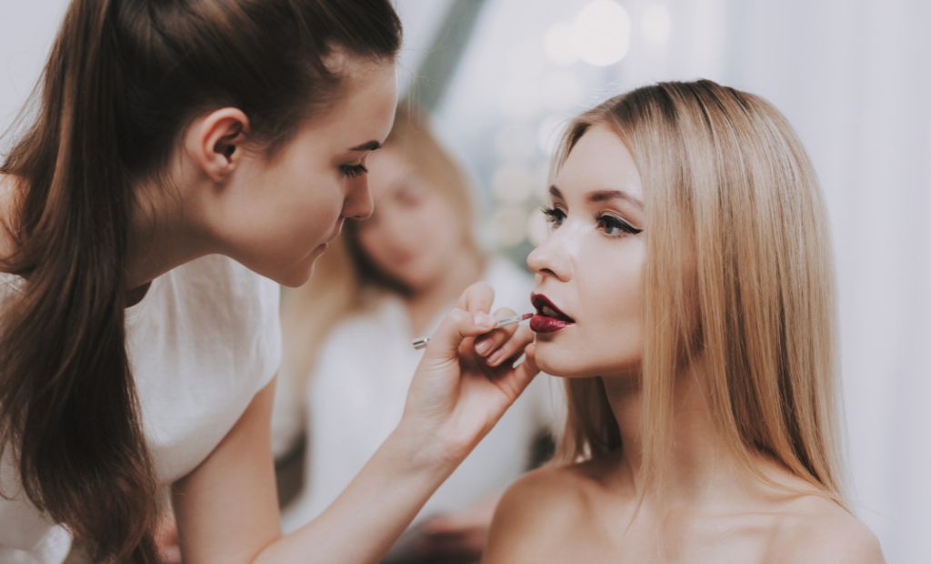 Maquillaje social